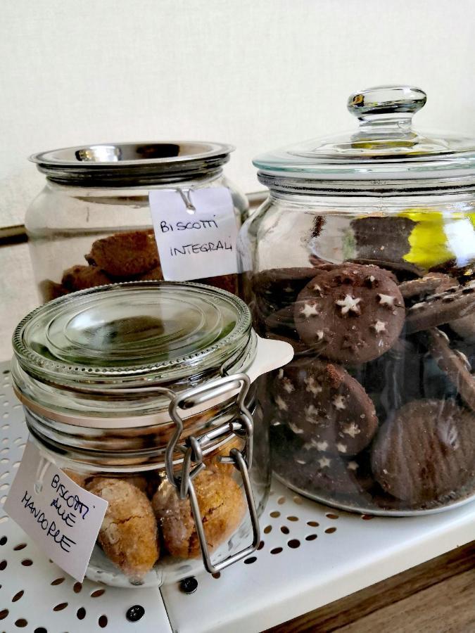 Hotel Iride Suite & Breakfast- Ideale Per Famiglie E Coppie Riccione Bagian luar foto